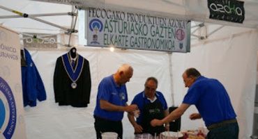Feria de los productos de las Cofradías de Fecoga en Ordizia (Guipúzcoa)