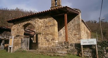 San Justo, en el valle de Turón, el pueblo con más historia de Mieres.