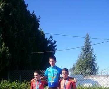  Yago Segovia Campeón de Asturias cadete en Mareo, el Trofeo San Juan para Álvaro García