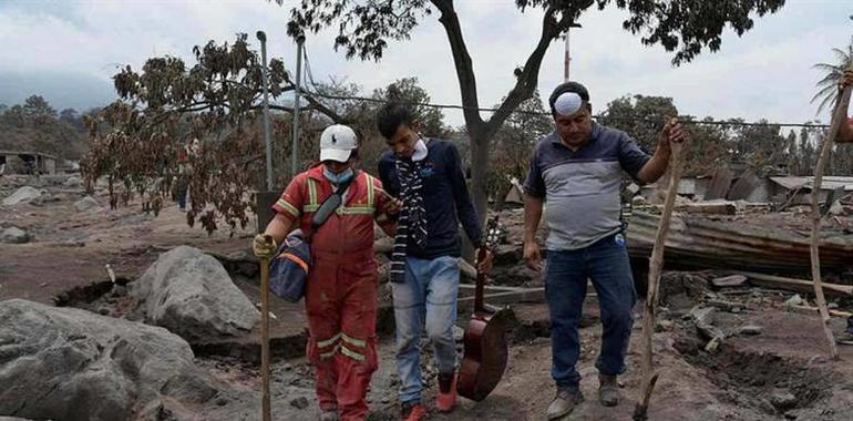 Guatemala pide ayuda internacional para afrontar la emergencia por el volcán