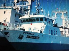 Rescatados 25 tripulantes de un pesquero gallego hundido en Argentina