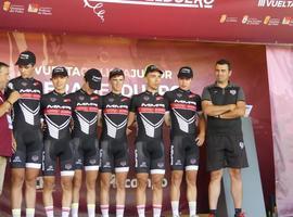 Buena pedalada del equipo asturiano en la Ribera de Duero