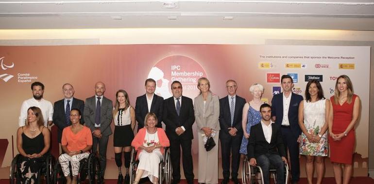 La Infanta Elena, clausura la recepción de bienvenida del IPC Gathering Madrid 