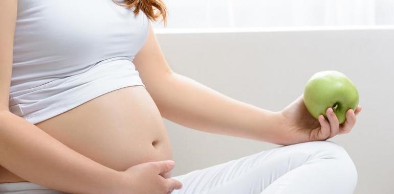 La transferencia diferida del embrión aumenta probabilidades de embarazo en mujeres con obesidad 