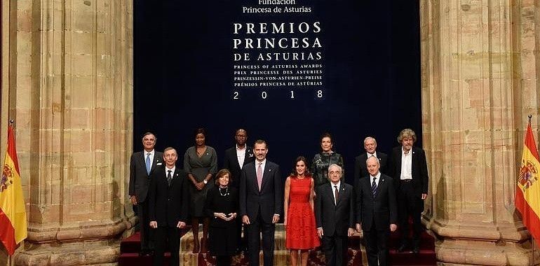 Todo listo en Oviedo para la ceremonia de entrega de los Premios Princesa de Asturias 2018