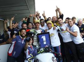 Carmelo Morales vuelve a coronarse Campeón en España con la BMW S1000RR