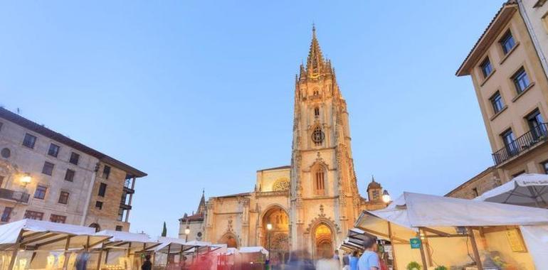 La Plaza de la Catedral acogerá la IV edición del Mercado Artesano y Ecológico de Oviedo