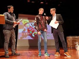 Adri#77 recogió premio en Galicia de Subcampeón Sub21 Supermotard