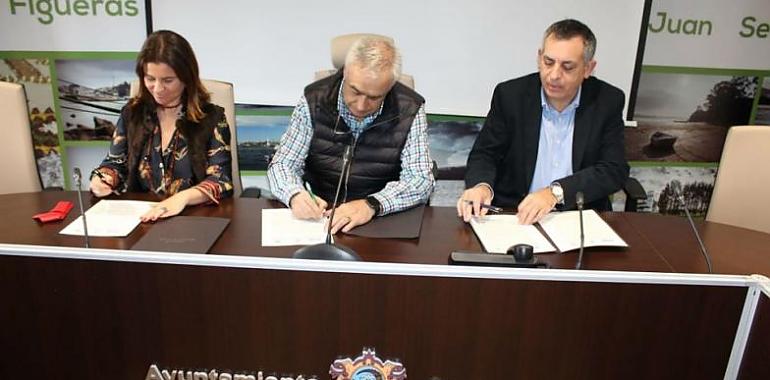 Castropol sella el acuerdo para la recuperación de la Ría del Eo