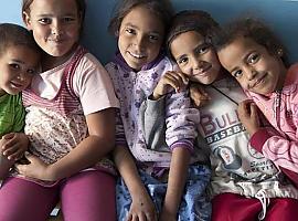 Recepción a niños saharauis en el Ayuntamiento de Oviedo