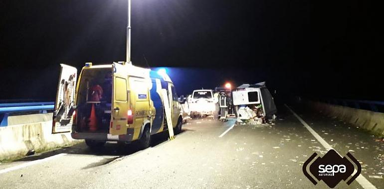5 heridos en un choque múltiple en Llanes