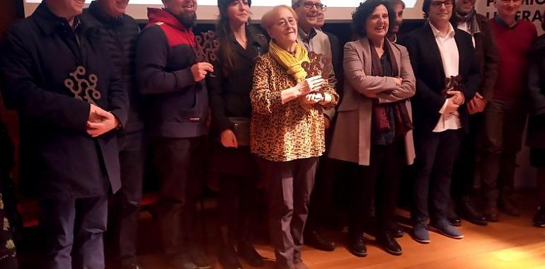 Cultura entrega los premios literarios en lengua asturiana 