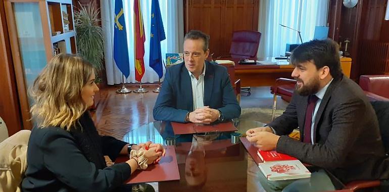 El debate universitario llega al Parlamento de Asturias