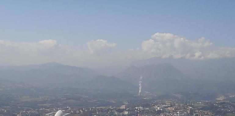 El protocolo por contaminación del aire continúa activado en la zona de Oviedo y se amplía a Langreo