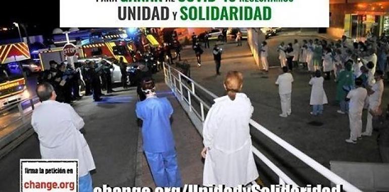 Pedro Almodóvar y Javier Cercas firman "UNIDAD contra el COVID-19"