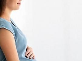 Las gestantes en Asturias podrán estar acompañadas durante el parto 