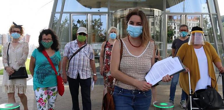 Recortes Cero pide a los accionistas de Iberdrola que con sus ganancias ayuden al IMV