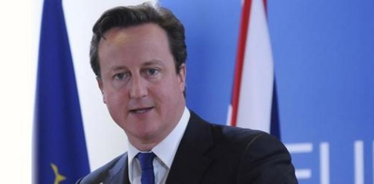 Cameron desea éxito al nuevo acuerdo del euro pero no se suma a él