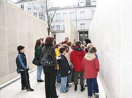“Hablamos del Holocausto a 40,000 niños cada año”