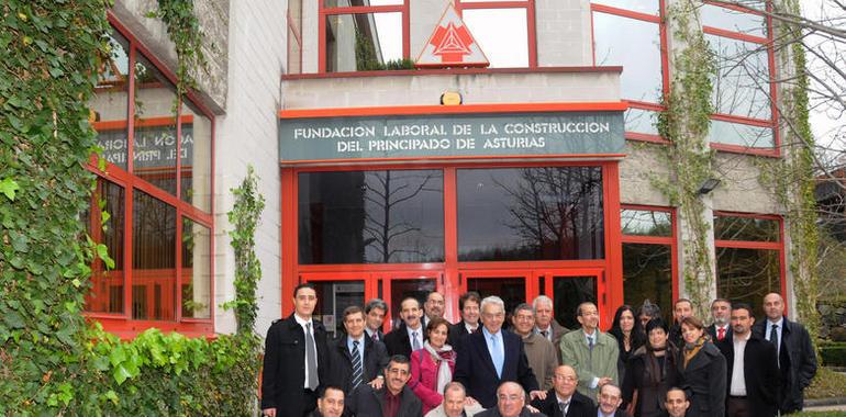 Delegación argelina en Asturias negocia acuerdos con empresas de la Construcción