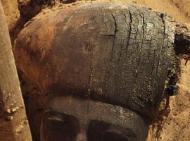Veinte momias y un sarcófago de madera descubiertas en Egipto por investigadores españoles