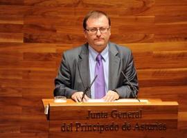 Iglesias exige a Vigón más respeto a los parados y a los trabajadores asturianos
