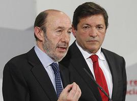 Rubalcaba vaticina que los asturianos mandarán \"a la oposición\" a la derecha de Rajoy y a la de Cascos 