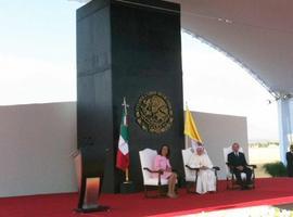 El Papa comienza su visita pastoral a México
