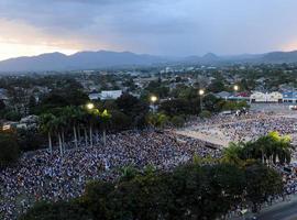 Multitudinaria misa del Papa en la Plaza de la Revolución