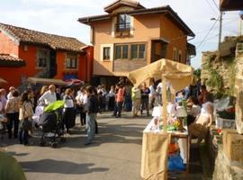 Mercáu tradicional asturianu de San Isidro, en Llanera 