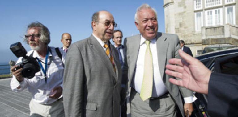 García Margallo advierte: “Si retrocedemos en el euro, nos cargamos la UE”