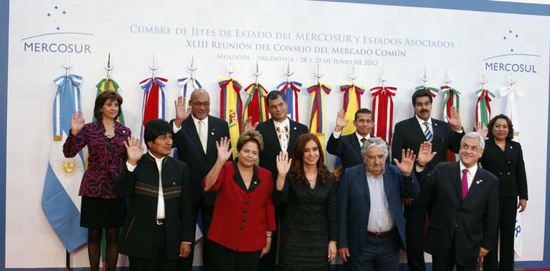 Correa pide decisiones ejemplares sobre el golpe de estado en Paraguay