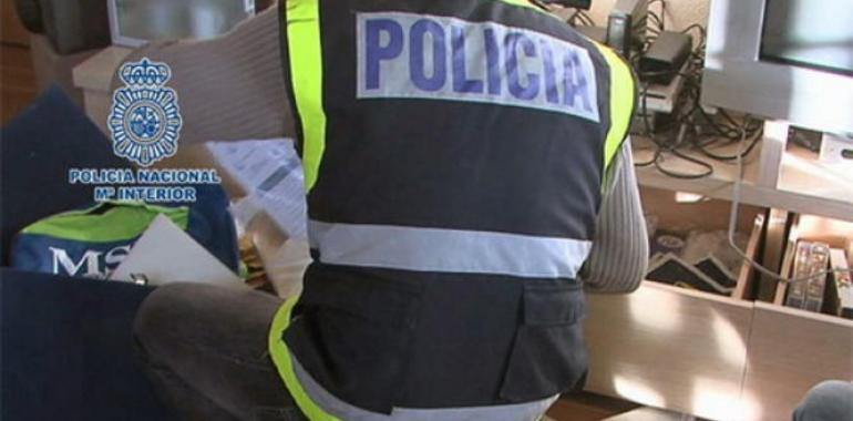 La policía destapa un nuevo fraude de venta de falsos contratos de trabajo por 700.000 €