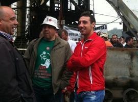 Santi Cazorla muestra su apoyo a la minería