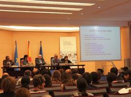 Debate en la Universidad de Oviedo sobre el impacto social de las desigualdades educativas