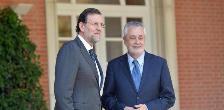 Rajoy apunta a Griñán probable cumbre de presidentes autonómicos en septiembre