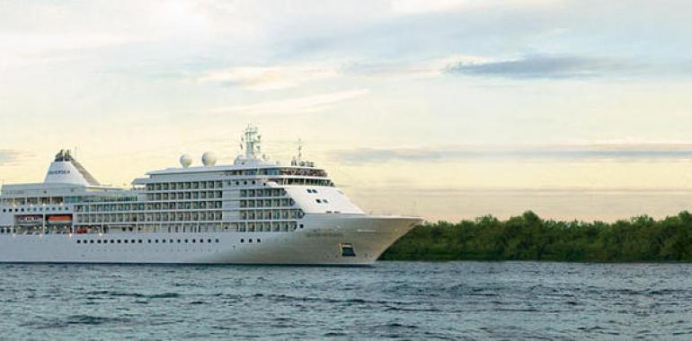 El crucero “Silver Whisper” hace escala mañana en el Puerto de Gijón