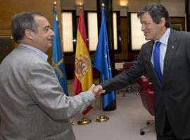 El presidente del Principado se reúne con el alcalde de Carreño