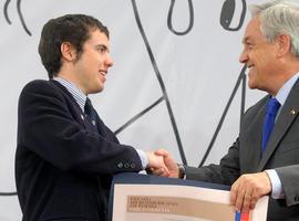 Piñera entrega el Pablo Neruda: “Este reconocimiento hace justicia a Nicanor Parra”