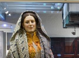 Enaguas, jubones, zaragüelles y mantones en el Museo de Zaragoza