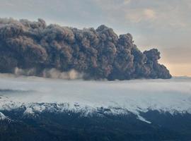 Avalancha de cenizas del volcán cortó el paso Samoré y sigue el mal tiempo