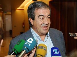 Álvarez Cascos acusa a Javier Fernández de defender una financiación injusta para Asturias