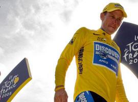 La UCI deja vacantes los Tours ganados por Armstrong