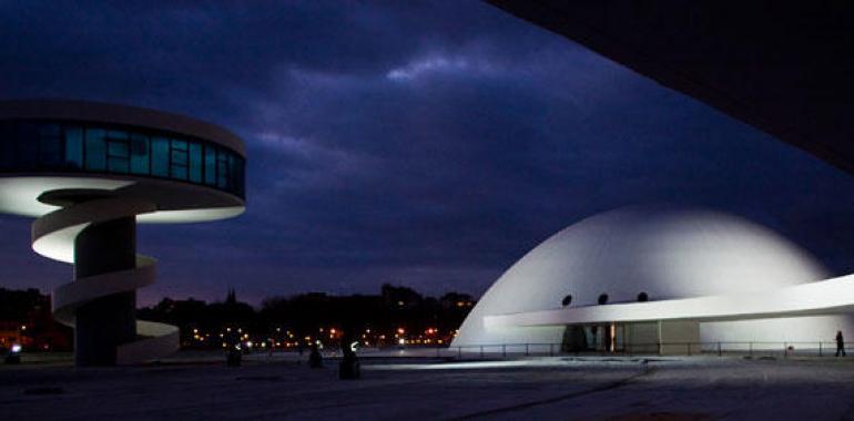 El Centro Niemeyer inaugura el lunes la exposición "40 años en el corazón del mundo celta"