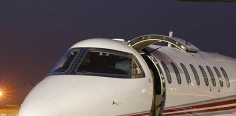 Un avión de pasajeros de EEUU reparado en Ahvaz sale hacia Holanda