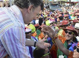 “Cambiemos la batalla de las armas por la batalla de las flores”: Presidente Santos