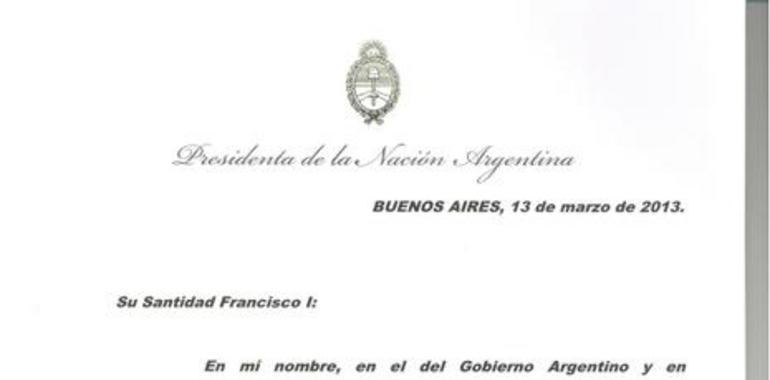 Cristina Fernández de Kirchner felicita a Francisco I y asistirá a su asunción