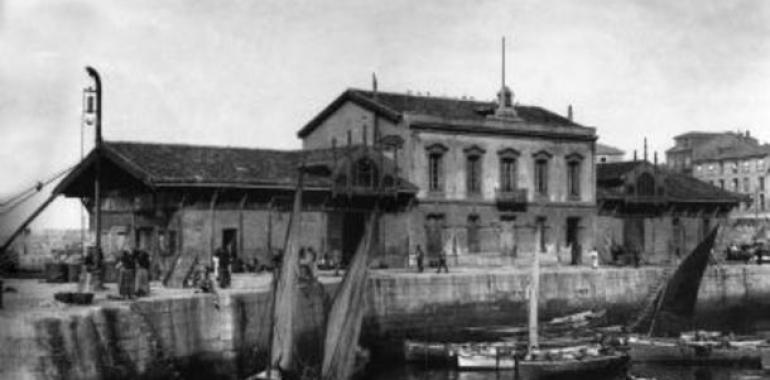 Exposición sobre la carpintería de ribera en el Puerto de Gijón en la Antigua Rula