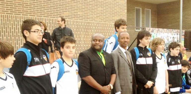 El Valencia C. F. abrirá una escuela de fútbol en Guinea