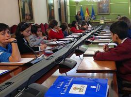 Escolares de 22 colegios de Oviedo participan en el último Consejo de Niños y Niñas de este curso